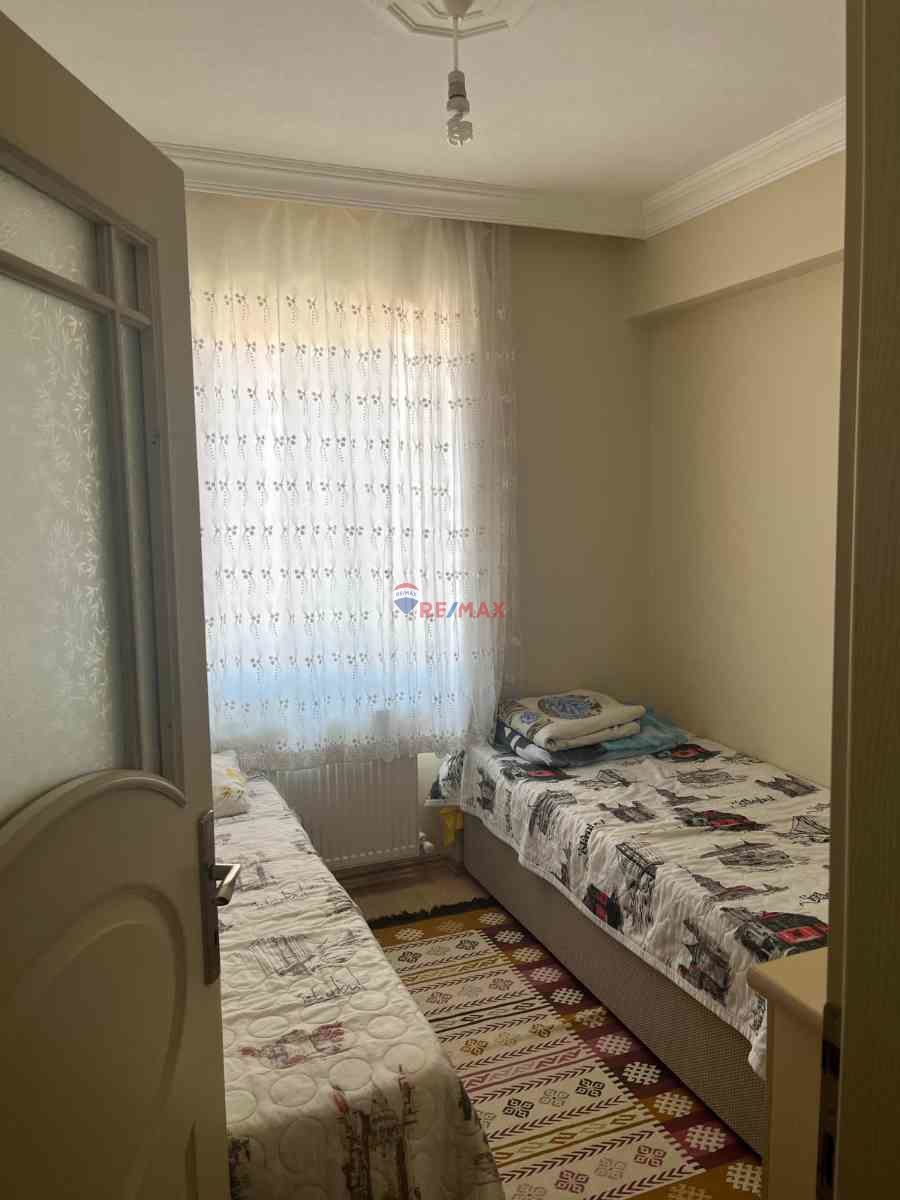YALOVA ÇINARCIK ESENKÖYDE DENİZ MANZARALI 2+1 DAİRE