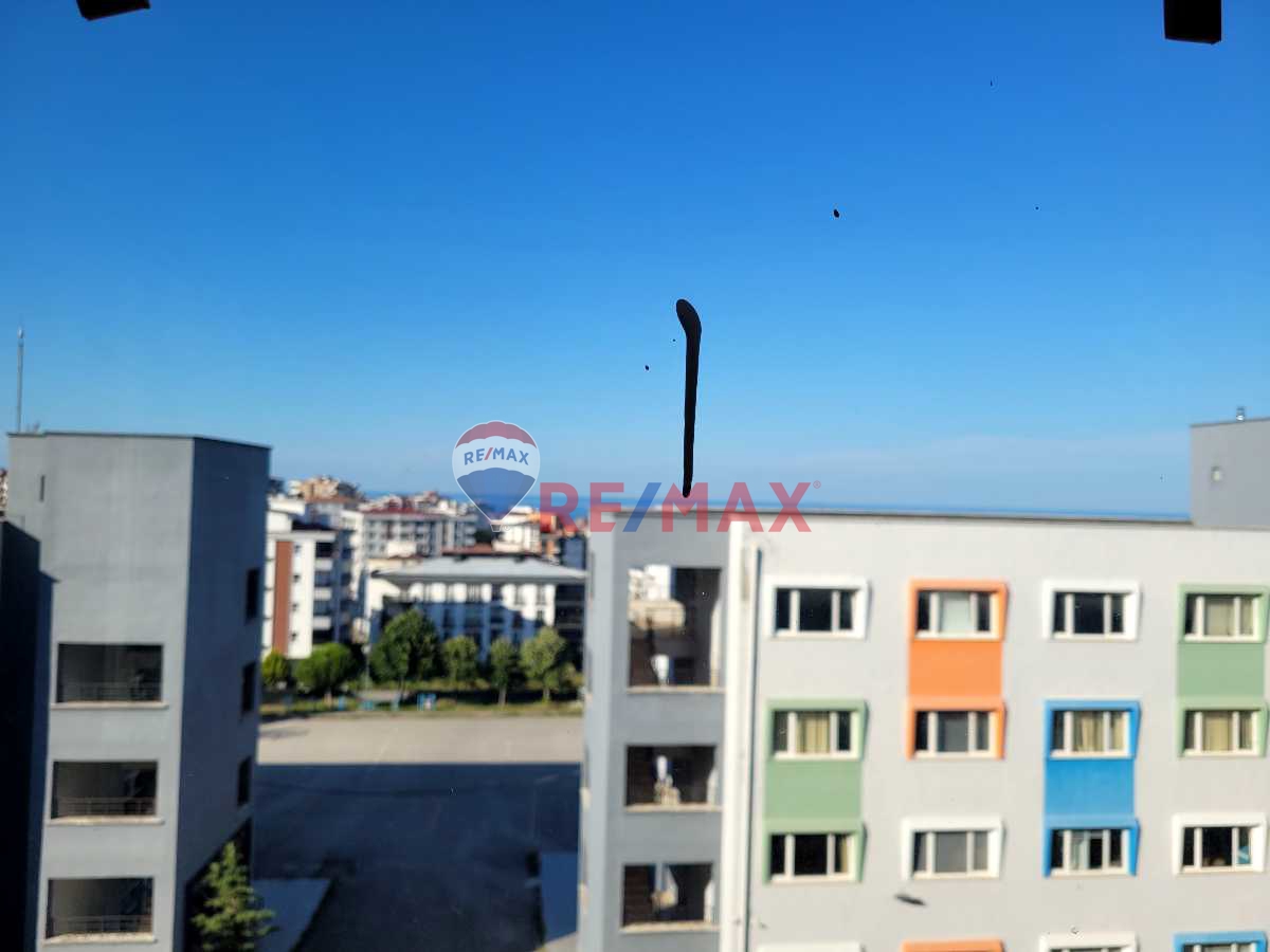 REMAX SEVCAN GÜRLEVİKTEN KÖRFEZDE KİRALIK DAİRE