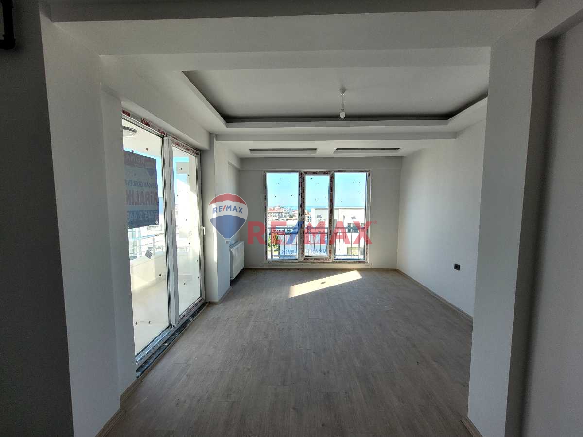 REMAX SEVCAN GÜRLEVİKTEN KÖRFEZDE KİRALIK DAİRE