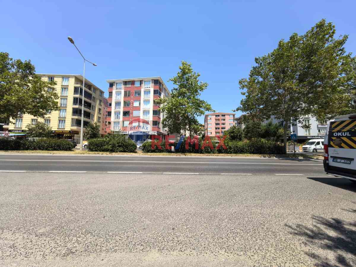 BÜLENT ECEVIT BULVARINDA, ARSA PAY'LI 3+1 SATILIK DAIRE