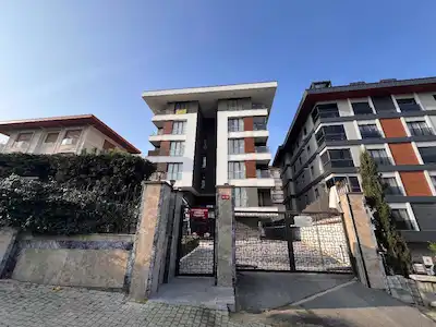ÜSKÜDAR ÇENGELKÖY BAHÇELIEVLERDE 1+1 TERS DUBLEKS SATILIK DAIRE