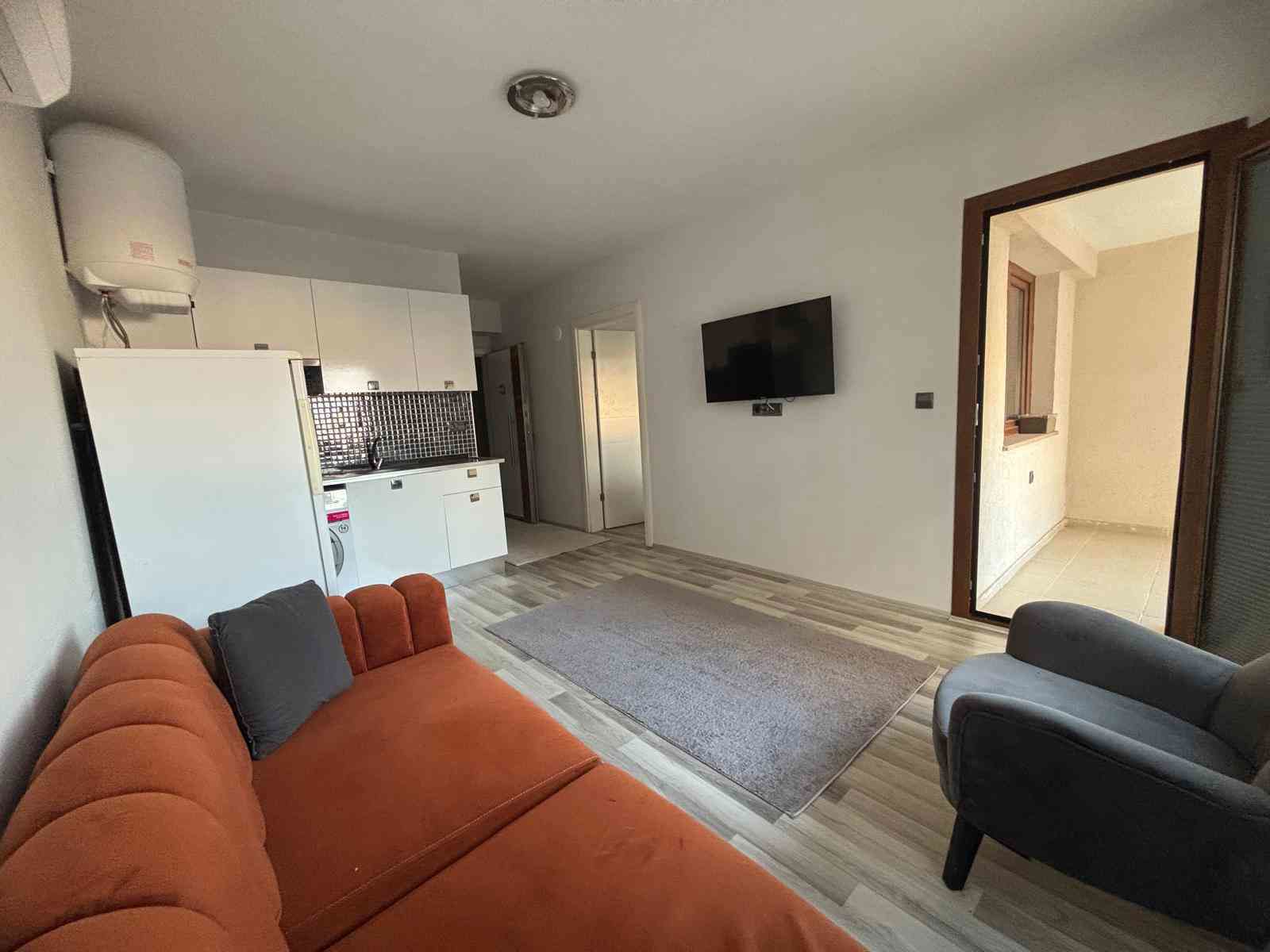 REMAX MODEL DEN ZEYTİNKÖY DE CİTY LİGHTS SİTESİNDE KİRALIK 1+1 EŞYALI APART