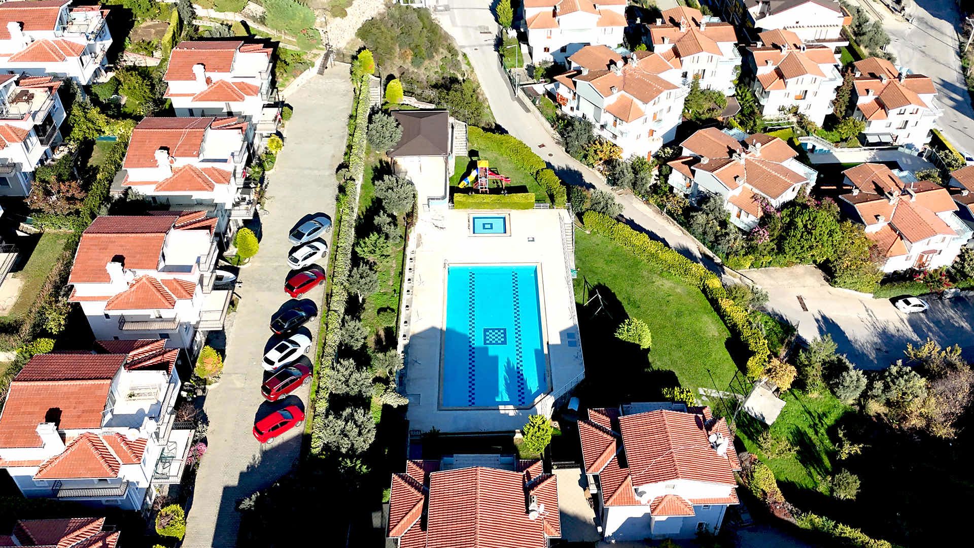 REMAX BEYAZ MUDANYA YILDIZTEPE’DE DENİZ MANZARALI, LÜKS 4+2 MÜSTAKİL VİLLA