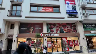 SÜLEYMAN FELEK CADDESİ’NDE 4 KAT - 1.250 M² KİRALIK İŞ YERİ 