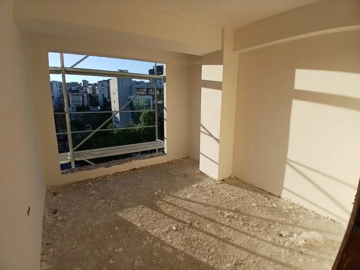 KARTAL KAYMAKAMLIK KARŞISINDA SATILIK 1+1 DAİRE