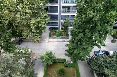 CADDEBOSTAN SATILIK KATTA TEK 4+1 DAİRE