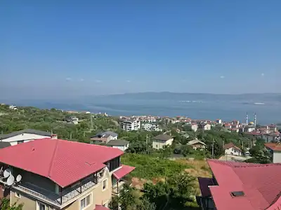 DENIZ VE ORMAN MANZARALI 270 M2 5+2 ÖZEL YAPILI TRİPLEX VILLA