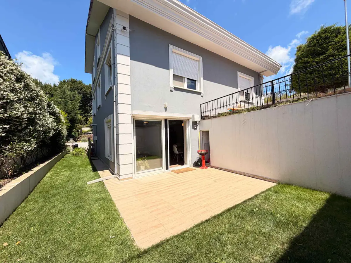 İSTER TİCARİ, İSTERSENİZ KONUT KULLANIN! KİRALIK VİLLA