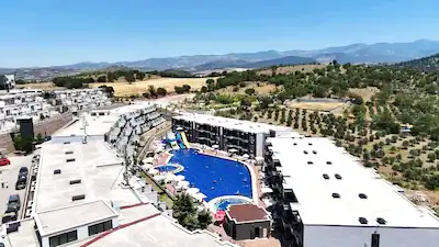 RE/MAX İNCİ'DEN SINDIRGI LAGUNA TERMAL OTELDE SATILIK 1+1 DEVRE MÜLK 