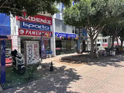 ANTALYA MURATPAŞA’DA GİRİŞ KAT, KİRACILI 60 M² TAPULU OFİS | KREDİYE UYGUN