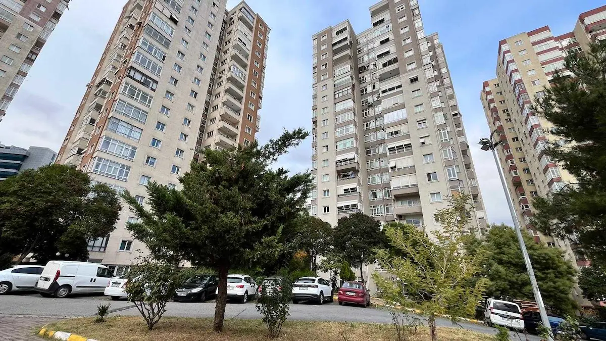 BOSTANCI ASKENT SİTESİ 3+1 ARA KAT SATILIK DAİRE