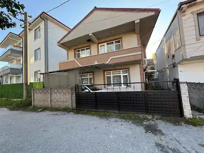 REMAX DESIGN YAĞCILARDA SATILIK 2 KATLI MÜSTAKİL EV