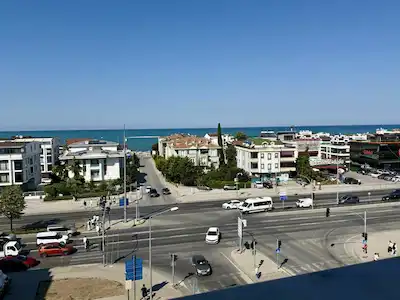 ASUMAN MÜTEVELLIOĞLU’NDAN ATAKUM’DA KİRALIK MUHTEŞEM MANZARA MERKEZİ KONUM GENİŞ 4+1 DAİRE