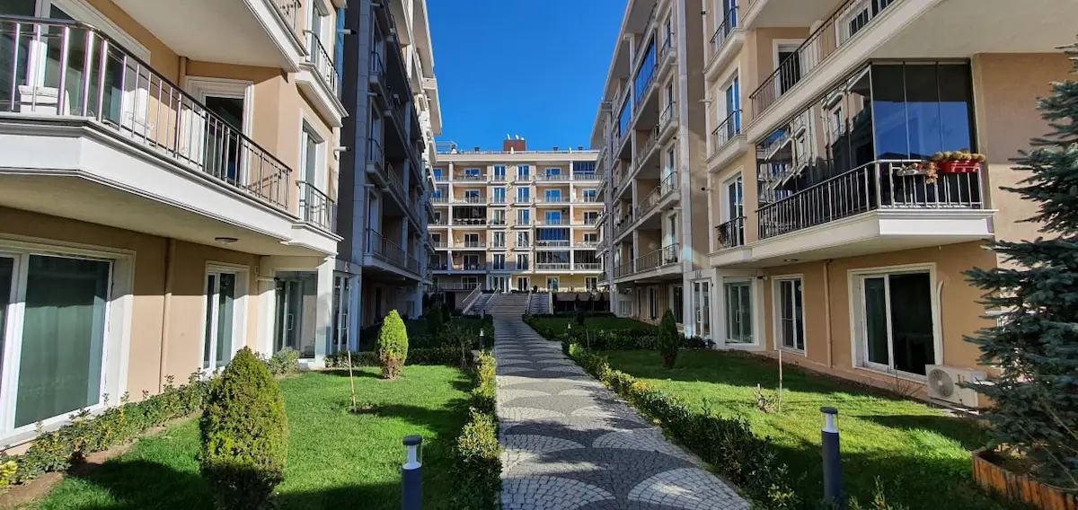 LAGÜN KONAKLARINDA 4+2 TERASLI DUBLEKS KIRALIK DAİRE !