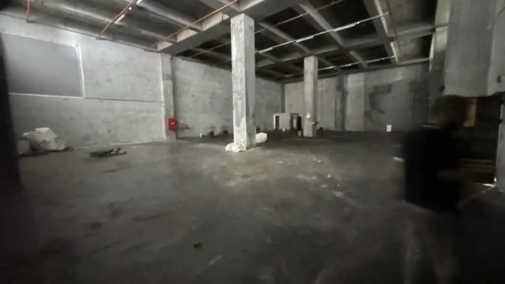 ESENYURT AKÇABURGAZ REBA SOYLU İŞ MERKEZİ 732 M2 KİRALIK DEPO