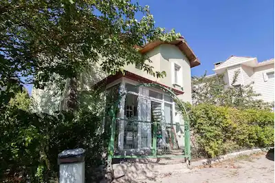 ÇANKAYA / BEYTEPEDE ACAR VİLLALARINDA EŞYALI 3+1 KİRALIK VİLLA
