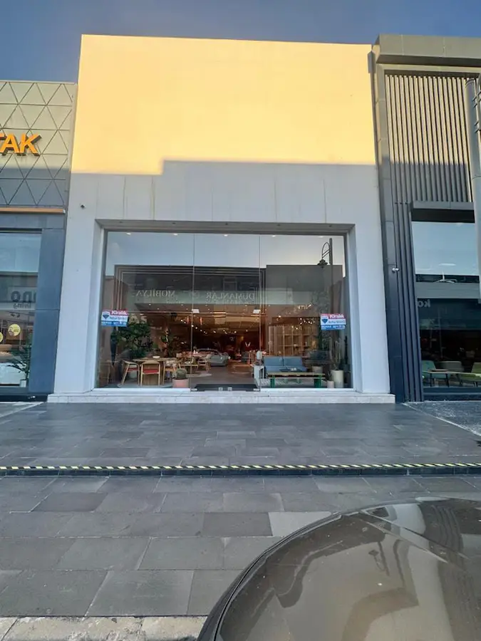 BAŞAKŞEHİR İKİTELLİ OSB (MASKO) KİRALIK 3 KATLI DEKORASYONLU DÜKKAN/MAĞAZA – 450 M²