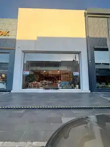 BAŞAKŞEHİR İKİTELLİ OSB (MASKO) KİRALIK 3 KATLI DEKORASYONLU DÜKKAN/MAĞAZA – 450 M²