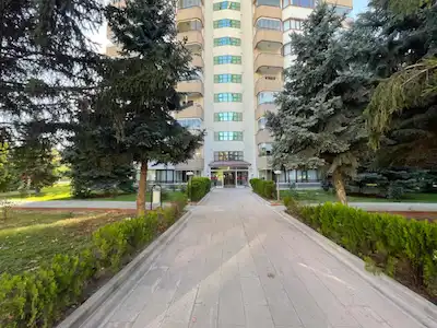 KİRALIK PARK CADDESİ BAKYUVAM SİTESİ