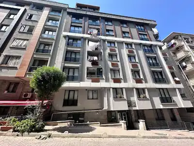 GÜNGÖREN HAZNEDAR NEF BAHÇELİEVLER SİTESİ KARŞISI SIFIR 3+1 ARA KAT
