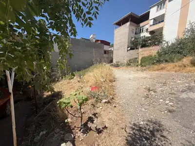 RE/MAX EDE'DEN BEŞ NİSAN MAHALLESİNDE SATILIK MÜSTAKİL PARSEL