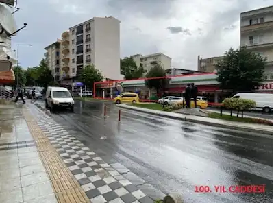 KIRKLARELİ MERKEZDE CADDE CEPHELİ KONUT+TİCARİ SATILIK ARSA