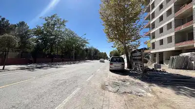MEHMET BUYRUK CADDESINDE ÖN CEPHELI 100 M²SATILIK TICARI DÜKKAN