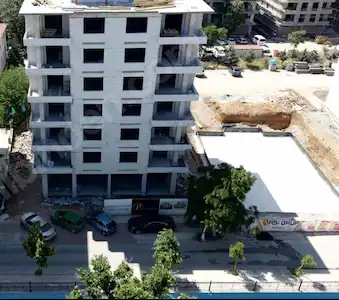 ÜÇBAĞLAR MAHALLESİ'NDE 270 M2 GENİŞ CEPHELİ SATILIK DÜKKAN !