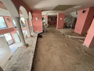 ÇEKMEKÖY KIŞLA CAD.ÜZERINDE KIRALIK DÜKKAN/MAĞAZA/ŞHOOWRUM