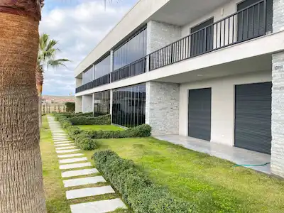 AYVALIK KÜÇÜKKÖY GOLDMAN SİTESİNDE EŞYALI KİRALIK 2+1 DAİRE