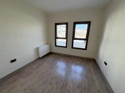 ÇORLU’DA SİTE İÇİNDE 2024 YAPIMI 2+1 | GİRİŞ KAT | BALKONLU | MERKEZİ ISITMA