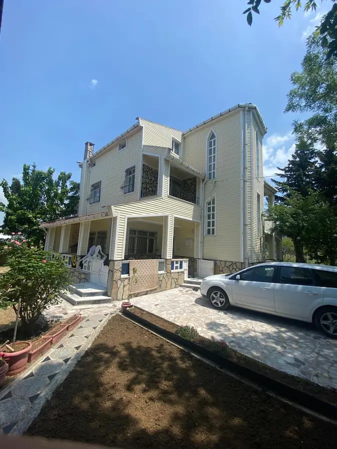 MARMARA EREĞLİSİ 607M2 İÇERİSİNDE 8+1 SATILIK VİLLA