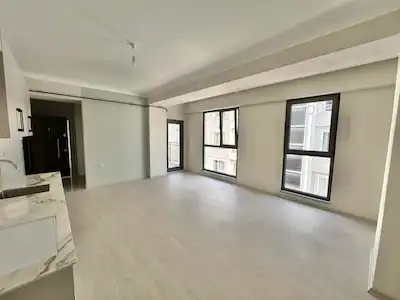 RE/MAX DREAM FARKIYLA İZMİT YEŞİLOVADA KİRALIK REZİDANS
