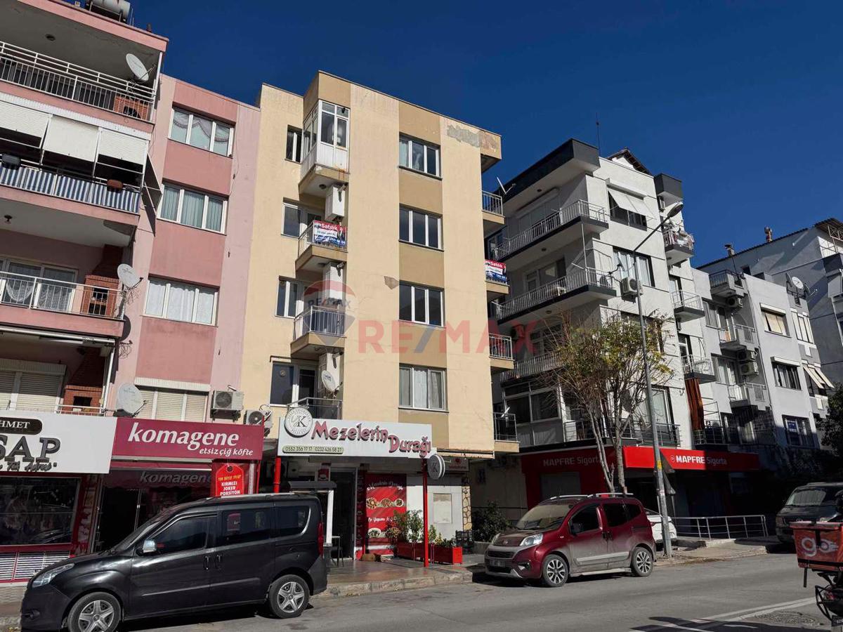 ŞIRINYER SEVGI YOLU FIL HEYKELI YAKINI ARAKAT TADILATLI 2+1 SATILIK DAIRE