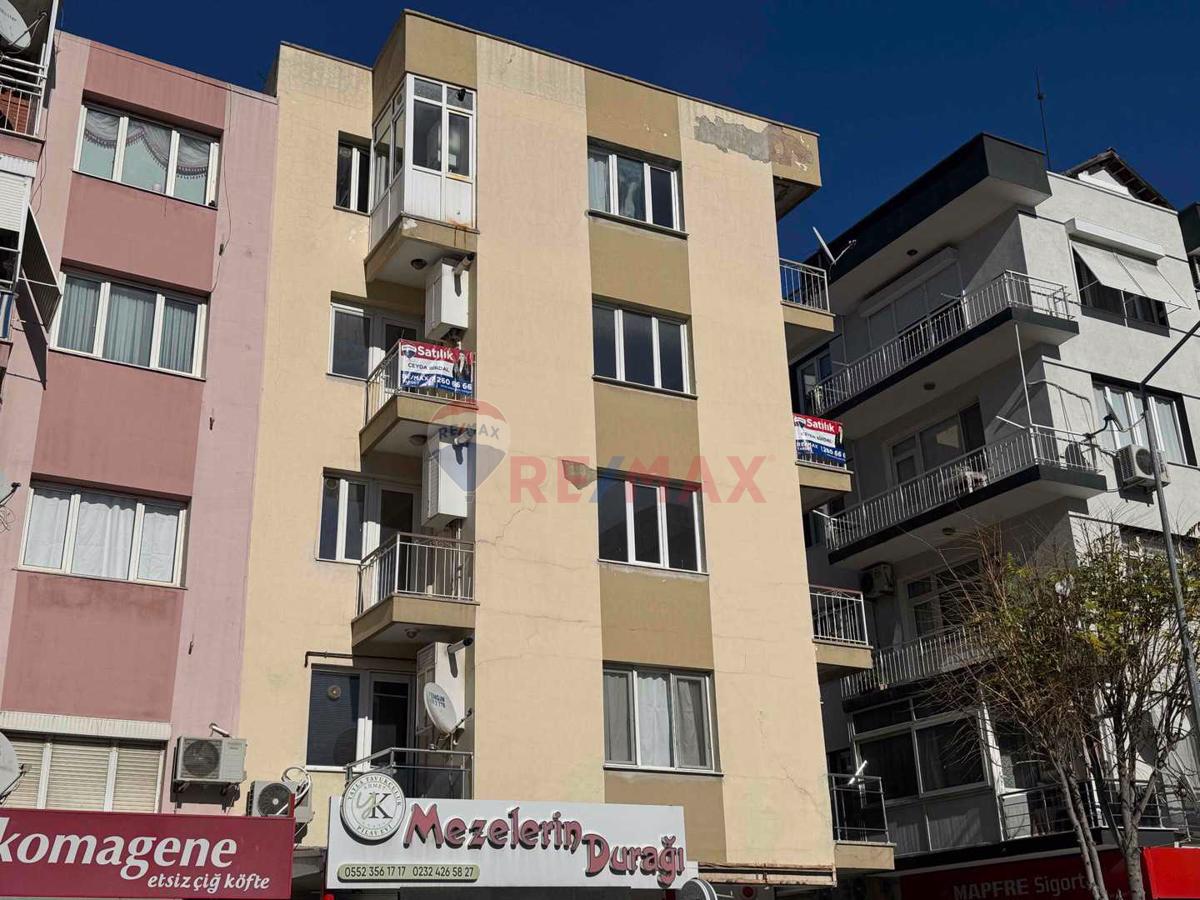 ŞIRINYER SEVGI YOLU FIL HEYKELI YAKINI ARAKAT TADILATLI 2+1 SATILIK DAIRE