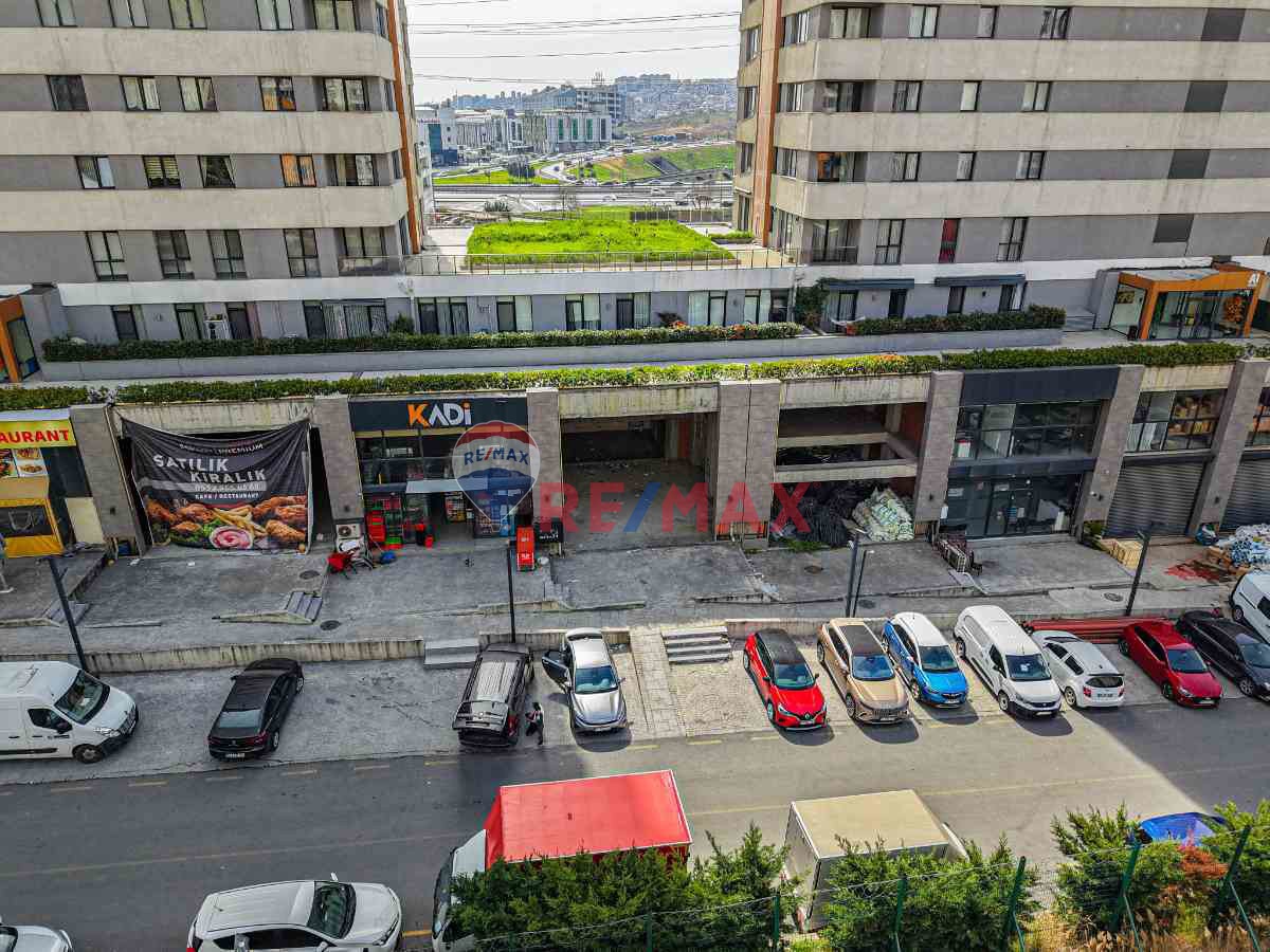 BABACAN PREMIUM SİTESİNDE 2 KATLI KİRALIK CADDE DÜKKANI