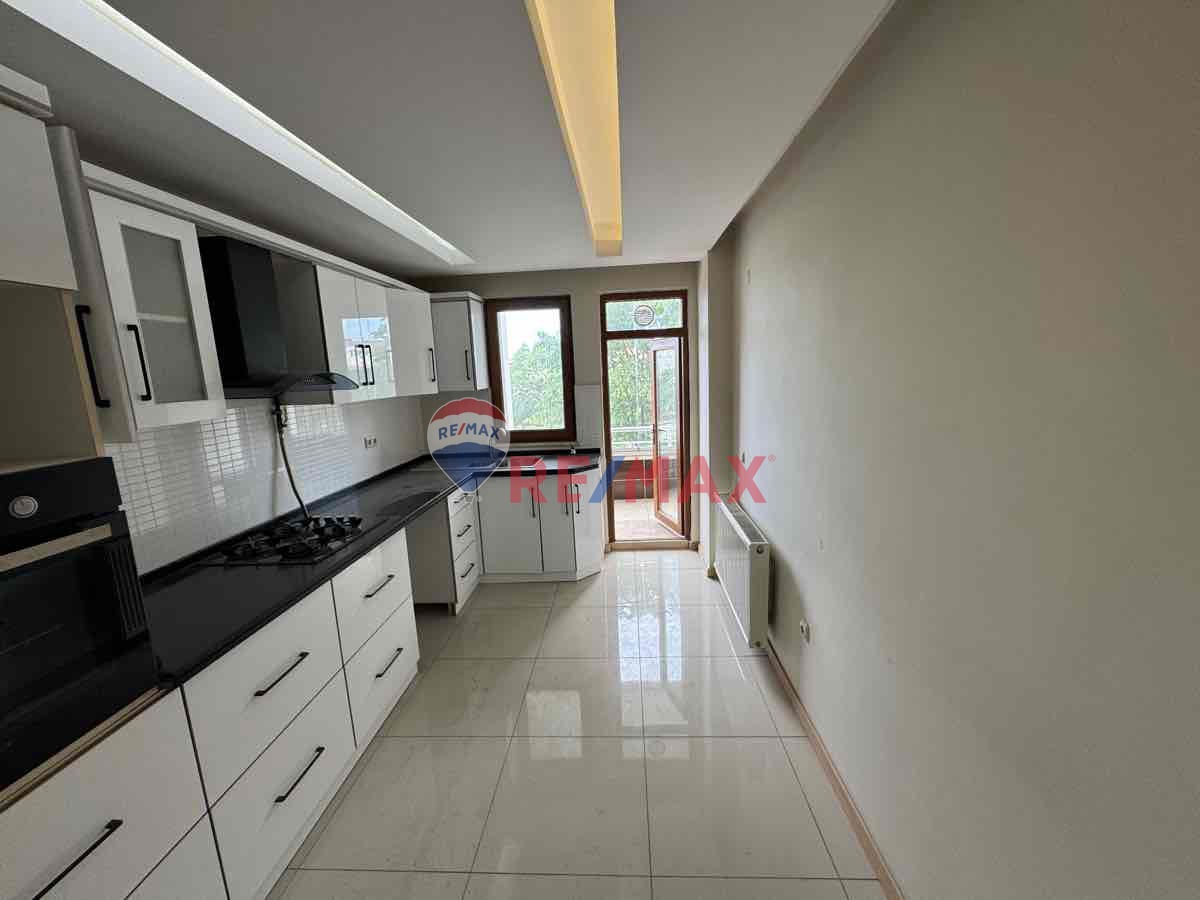 ATAKUMUN KALBİNDE SATILIK 3+1