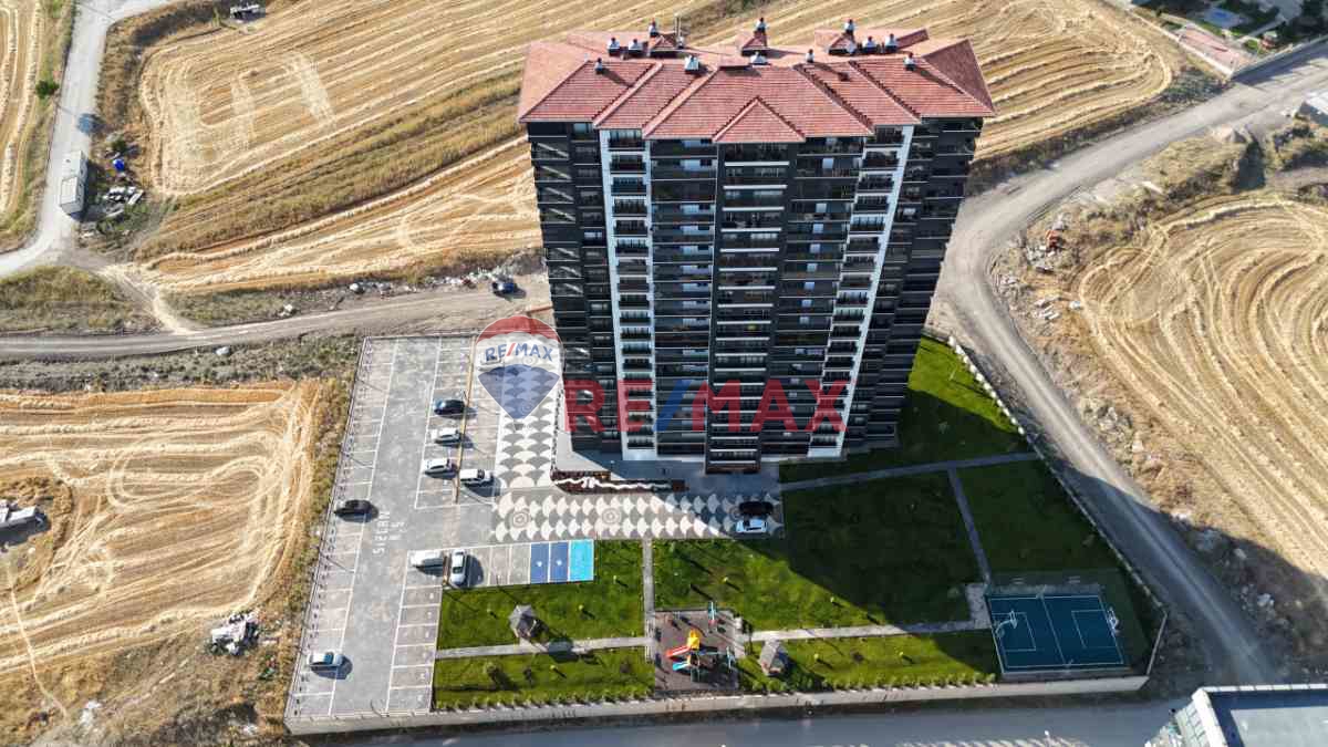 PURSAKLAR MİMAR SİNAN MAHALLESİ 'NDE LÜKS 4+1 SATILIK DAİRE