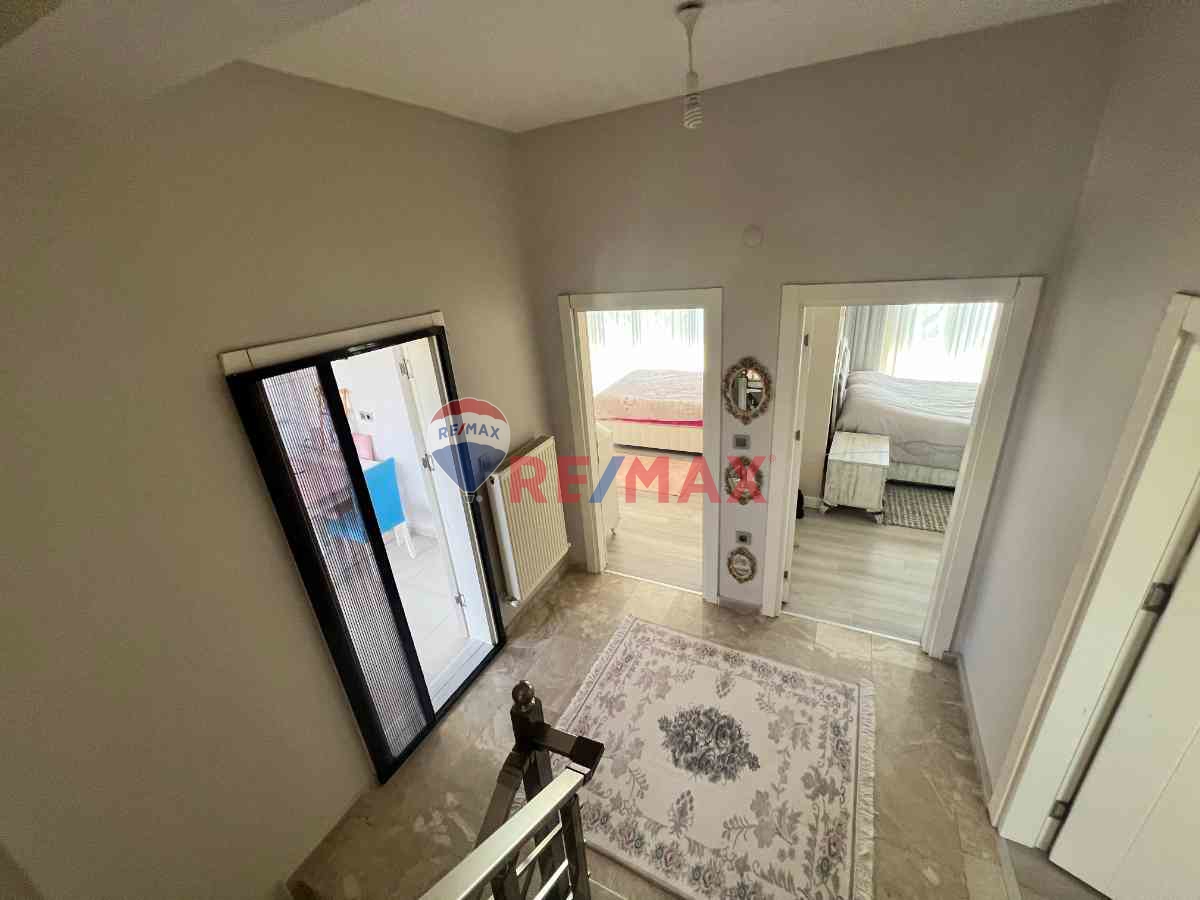 ÇERKEZKÖY AMBARDERE'DE MÜSTAKİL HAVUZLU LÜKS FORLEKS 6+2 VİLLA !