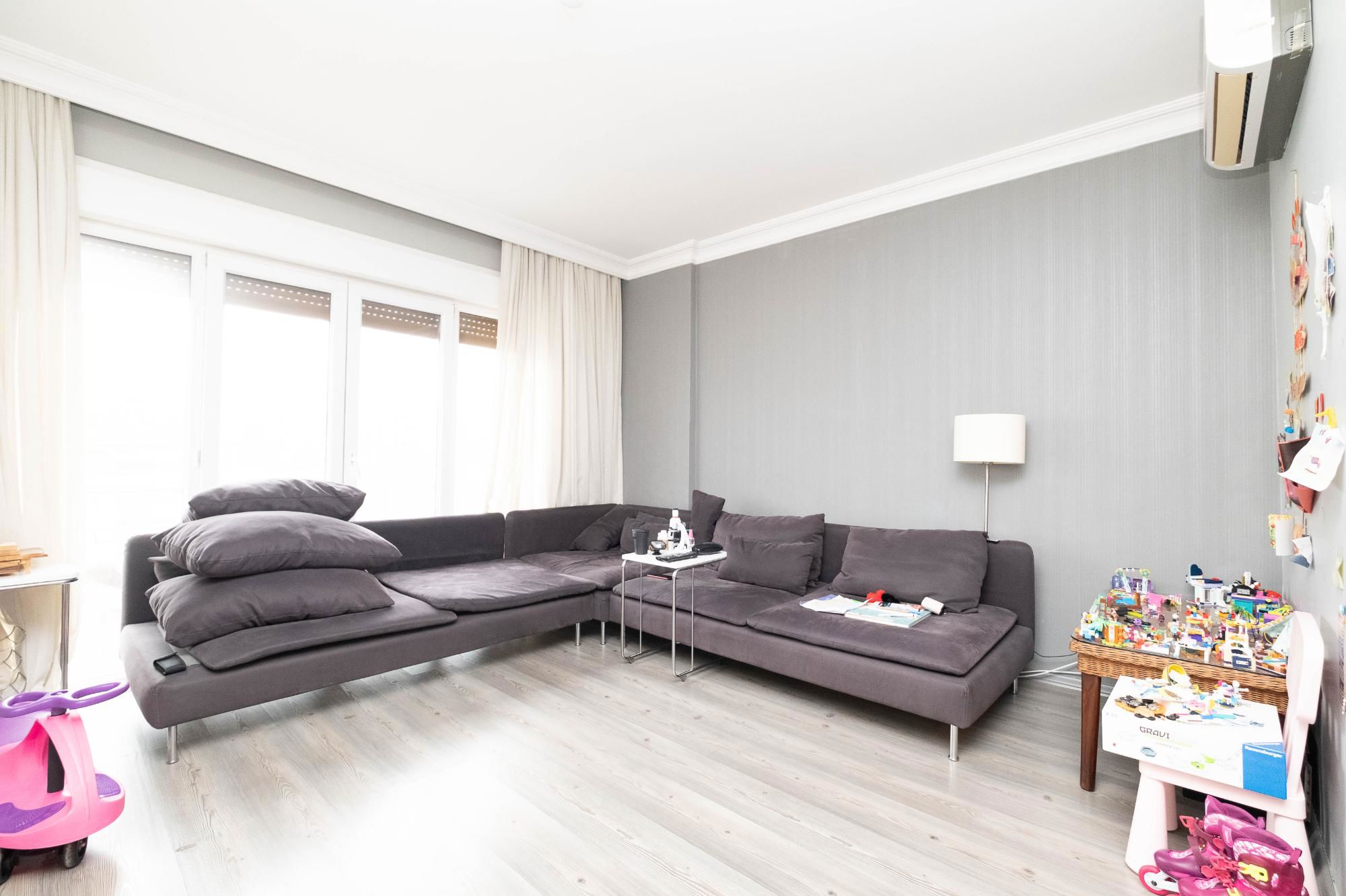 GÖZTEPE & KUYUBAŞI KONUTLARI’NDA, 10. KAT 3+1 SATILIK DAIRE –BOŞ-