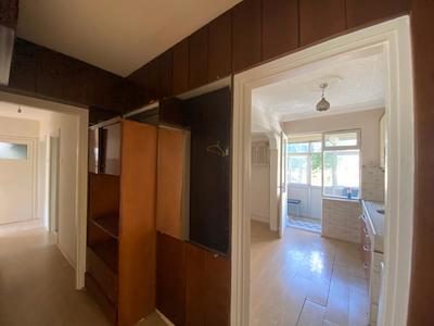 REMAX BEYAZ KÜKÜRTLÜ MAHALLESİ SATILIK 3 + 1 DAİRE