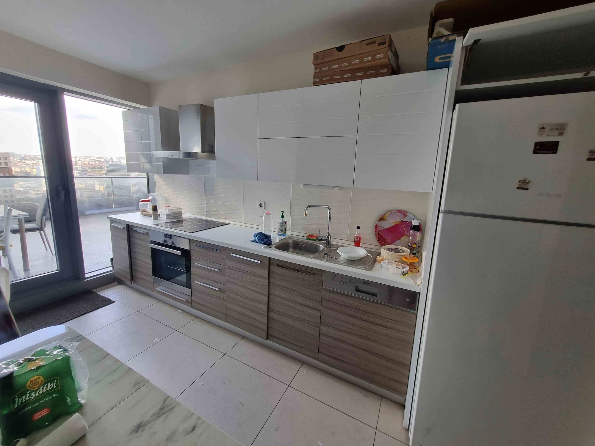 SEMBOL İSTANBUL TERASLI MANZARALI TİCARİ 2+1