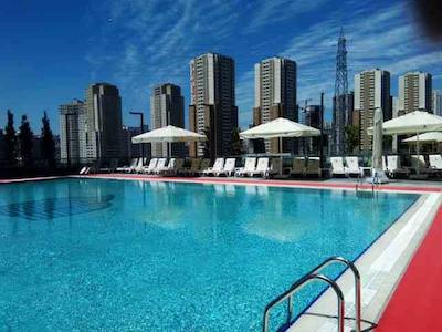 SEMBOL İSTANBUL TERASLI MANZARALI TİCARİ 2+1