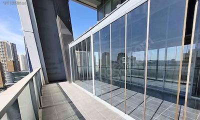 SEMBOL İSTANBUL TERASLI MANZARALI TİCARİ 2+1