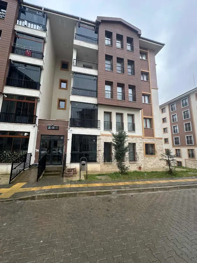 GEBZE KİRAZPINAR TOKİ 301 KONUTLARINDA ACİL SATILIK 3+1 DAİRE