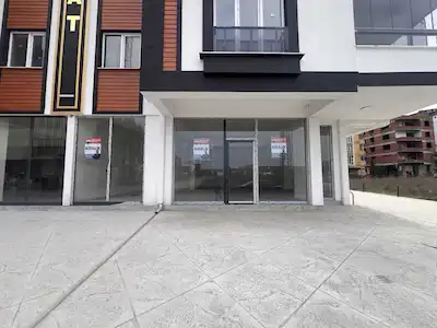 RECEP ERDOĞAN'DAN BELEDİYE VE TRAMVAY'A YAKIN KİRALIK DÜKKAN
