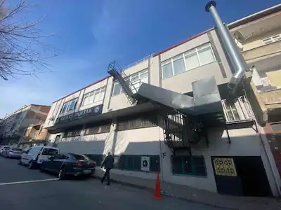 BAĞCILAR BAĞLAR MAHALLESİNDE SATILIK TİCARİ BİNA