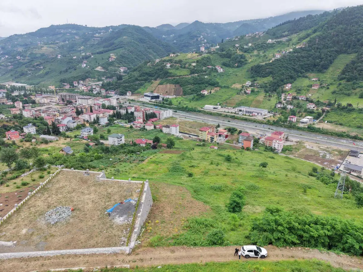 ÇAĞLAYAN MERKEZE ÇOK YAKIN GÜNAY MAHALLESİNDE SATILIK ARSA