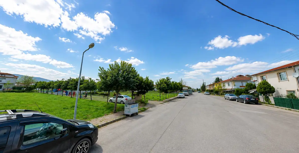 BAŞİSKELE SEPELİPINAR' DA 419 M² KÖŞE PARSEL TİCARET ALANI