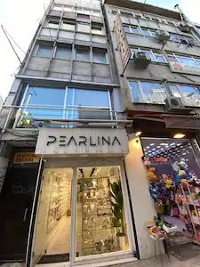 BAKIRKÖY CEVİZLİK'TE CUMHURİYET MEYDANINA YAKIN PRESTİJLİ LOKASYONDA SATILIK OFİS